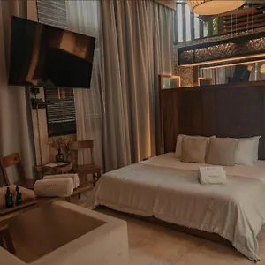  Hotel Japoneza Retreat - Centro México